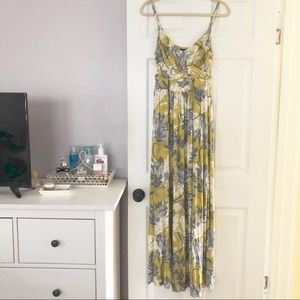 Colorful Maxi dress!